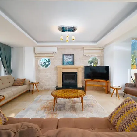 Bling Villa * Φετιγιέ